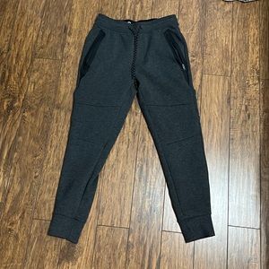 American Eagle joggers